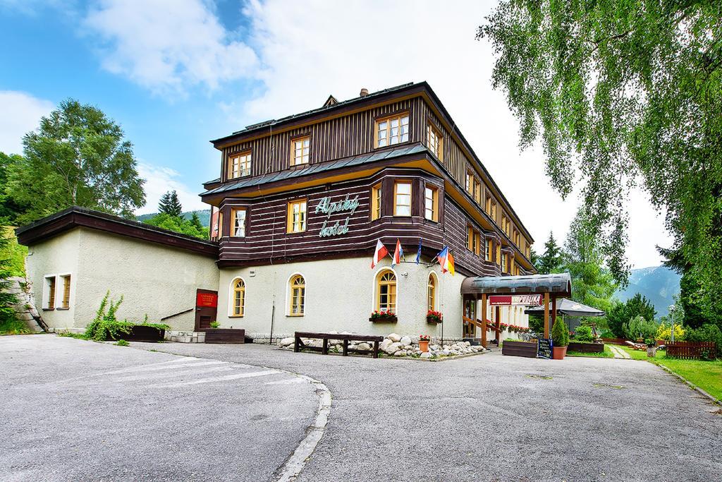Alpsky Hotel Špindlerŭv Mlýn Екстериор снимка