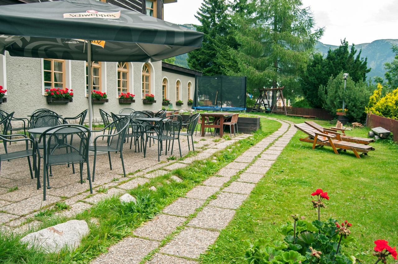 Alpsky Hotel Špindlerŭv Mlýn Екстериор снимка