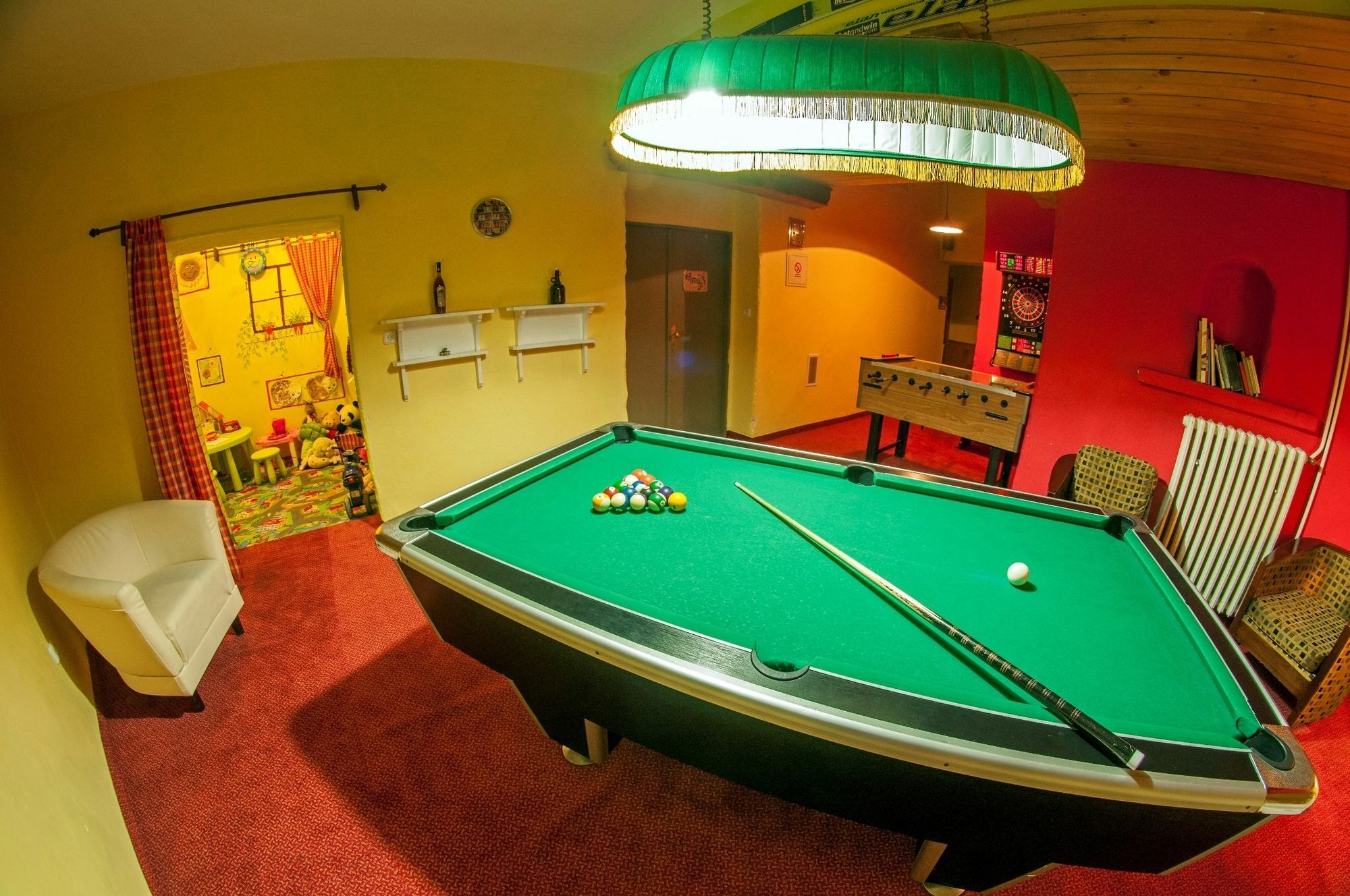 Alpsky Hotel Špindlerŭv Mlýn Екстериор снимка